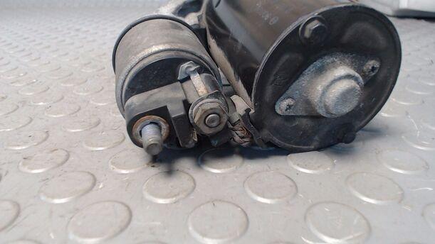 Foto: ANLASSER / STARTER BOSCH eines Opel Corsa 1.0 12V