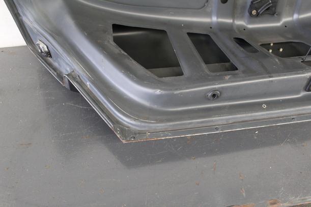 Foto: HECKKLAPPE / HECKDECKEL eines Mercedes-Benz 200