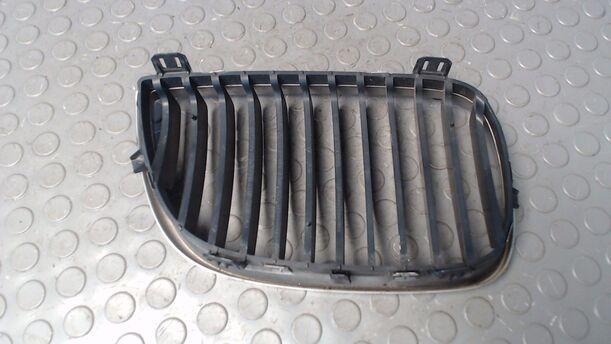 Foto: HAUBENNIERE LINKS eines BMW 118d DPF SR