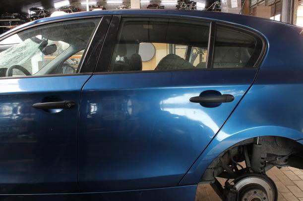 Foto: TÜR HINTEN LINKS eines BMW 118d DPF
