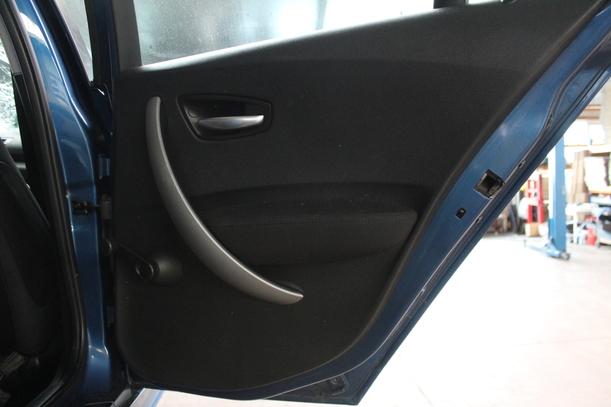 Foto: TÜR HINTEN RECHTS eines BMW 118d DPF