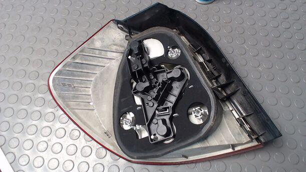 Foto: HECKLEUCHTE RECHTS eines BMW 118d DPF SR