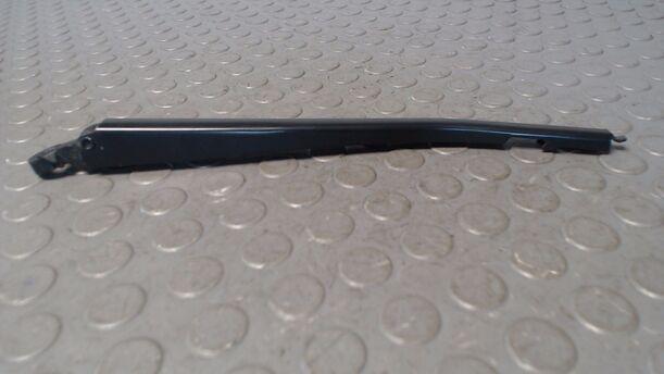Foto: SCHEIBENWISCHERARM HINTEN eines BMW 118d DPF