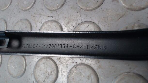 Foto: SCHEIBENWISCHERARM HINTEN eines BMW 118d DPF