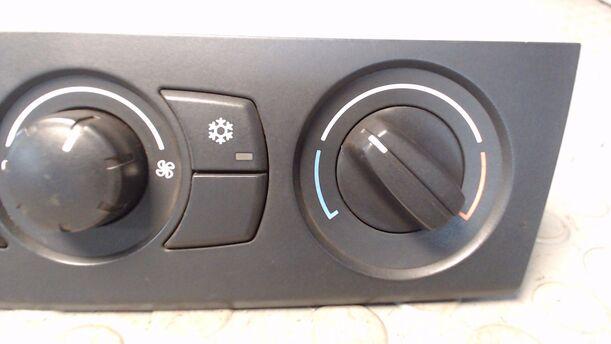 Foto: HEIZUNGSBETÄTIGUNG eines BMW 118d DPF XN