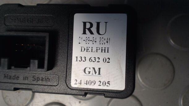 Foto: FENSTERHEBERSCHALTER eines Opel Meriva 1.6 16V