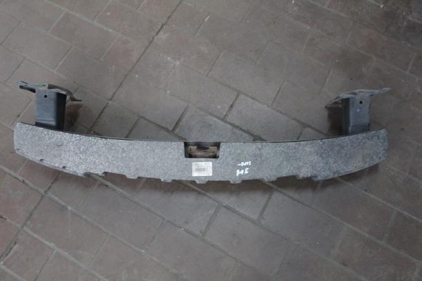 Foto: VERSTÄRKUNG VORN eines VW Golf Variant 1.9 TDI DPF