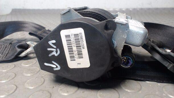 Foto: SICHERHEITSGURT VORN RECHTS (KOMBI) eines VW Golf Variant 1.9 TDI DPF