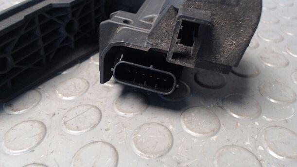 Foto: GASPEDAL eines VW Golf Variant 1.9 TDI DPF
