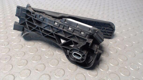 Foto: GASPEDAL eines VW Golf Variant 1.9 TDI DPF