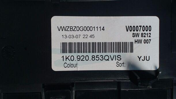 Foto: TACHOEINHEIT eines VW Golf Variant 1.9 TDI DPF