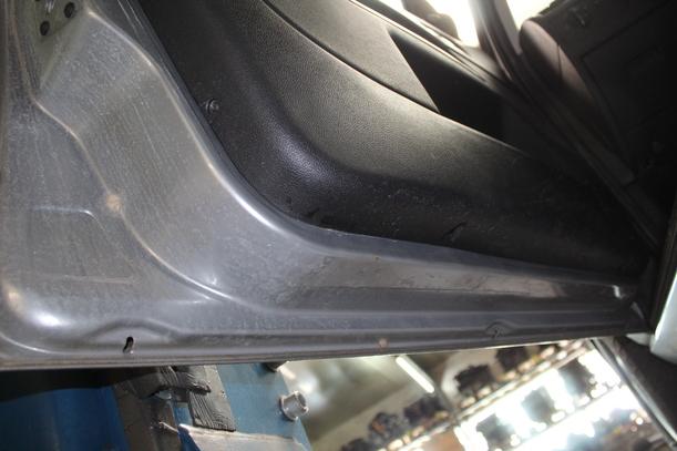 Foto: TÜR VORN LINKS eines Ford Mondeo 2.0 Turnier TDCi DPF