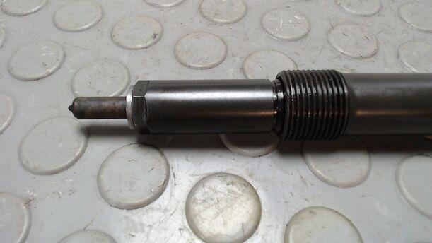 Foto: DIESELEINSPRITZDÜSE eines Ford Mondeo 2.0 Turnier TDCi DPF