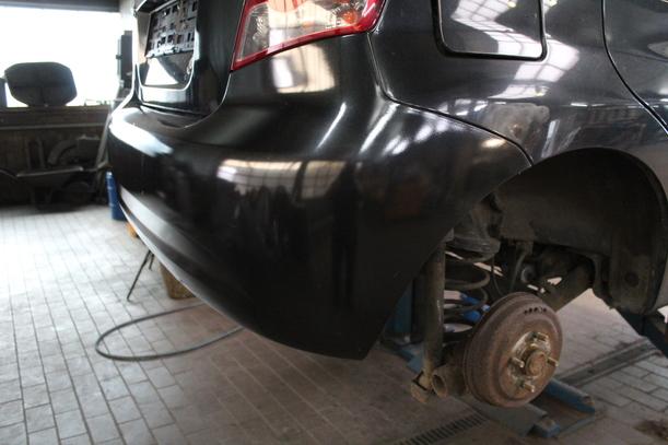 Foto: STOSSFÄNGER/ STOßSTANGE HINTEN eines Daewoo Kalos 1.4 Sport