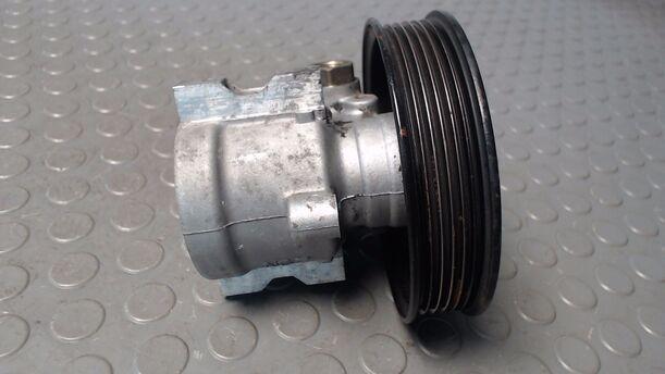 Foto: PUMPE SERVOLENKUNG/ SERVOPUMPE eines Daewoo Kalos 1.4 Sport