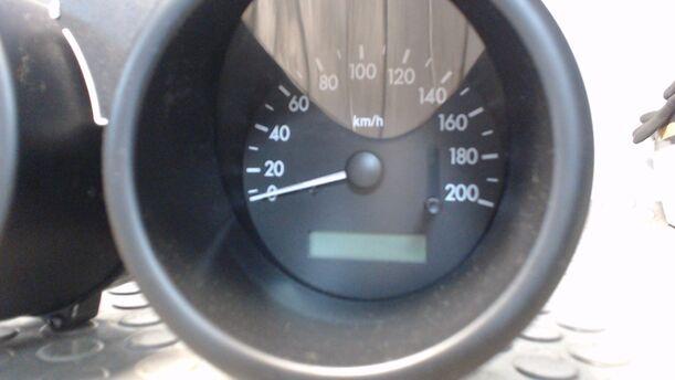 Foto: TACHOEINHEIT eines Daewoo Kalos 1.4 Sport