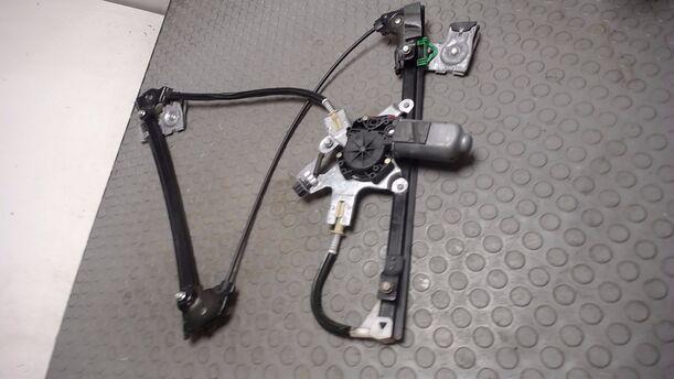 Foto: FENSTERHEBER ELEKTRISCH VORN LINKS eines Seat Cordoba 1.4 MPI SR