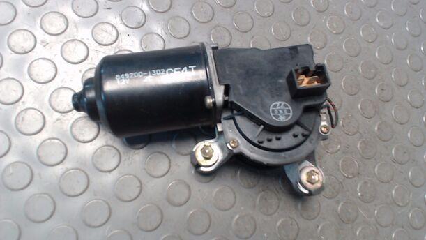 Foto: SCHEIBENWISCHERMOTOR VORN eines Mazda 626 2.0 TD CLX