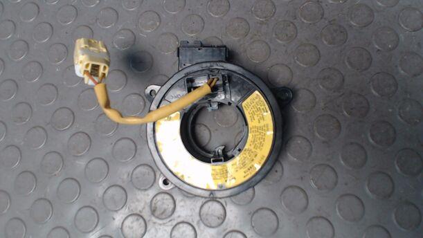 Foto: WICKELFEDER/ SCHLEIFRING eines Mazda 626 2.0 TD CLX