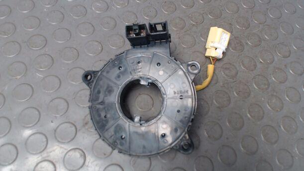 Foto: WICKELFEDER/ SCHLEIFRING eines Mazda 626 2.0 TD CLX