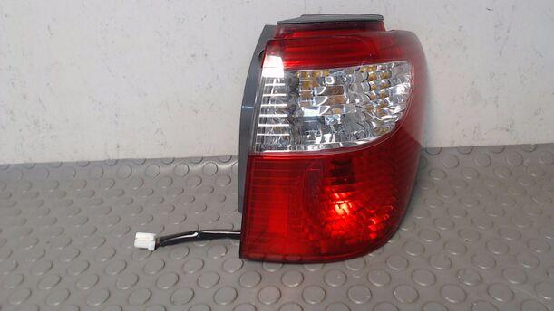 Foto: HECKLEUCHTE RECHTS eines Mazda 626 2.0 TD CLX