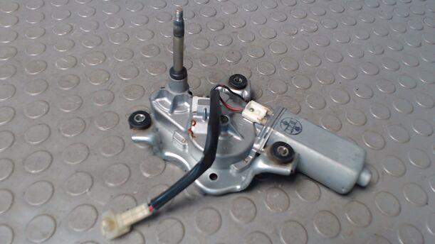Foto: SCHEIBENWISCHERMOTOR HINTEN eines Mazda 626 2.0 TD CLX
