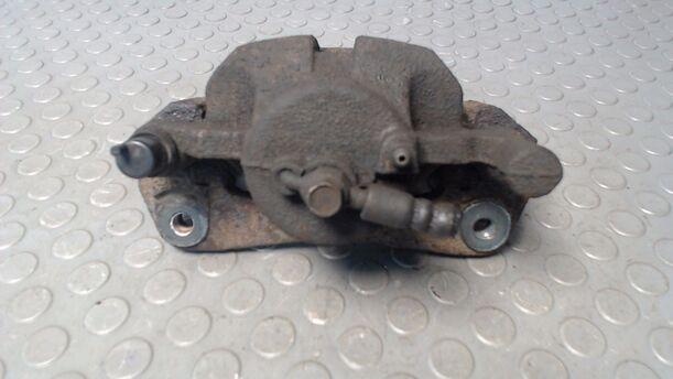 Foto: BREMSSATTEL VORN RECHTS eines Mazda 626 2.0 TD CLX