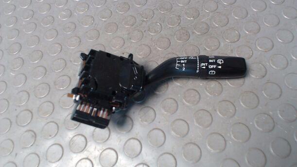 Foto: BLINKERSCHALTER/ KOMBISCHALTER eines Mazda 626 2.0 TD CLX