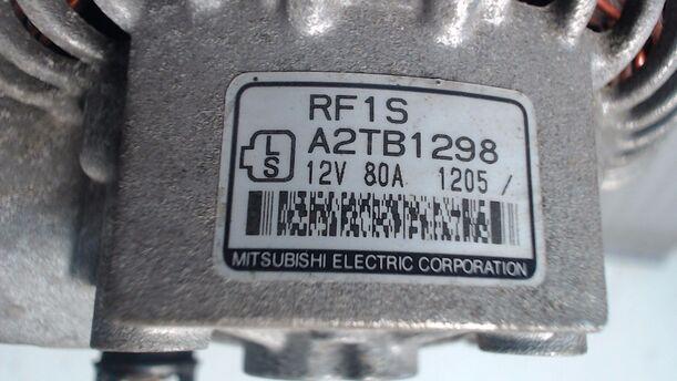 Foto: LICHTMASCHINE eines Mazda 626 2.0 TD CLX