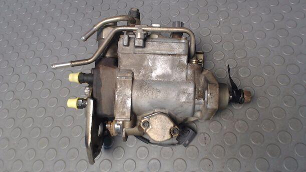 Foto: DIESELEINSPRITZPUMPE eines Mazda 626 2.0 TD CLX