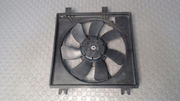 Foto: ELEKTROLÜFTER eines Mazda 626 2.0 TD CLX