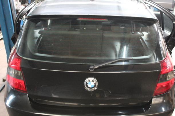Foto: HECKKLAPPE/ HECKDECKEL eines BMW 116i