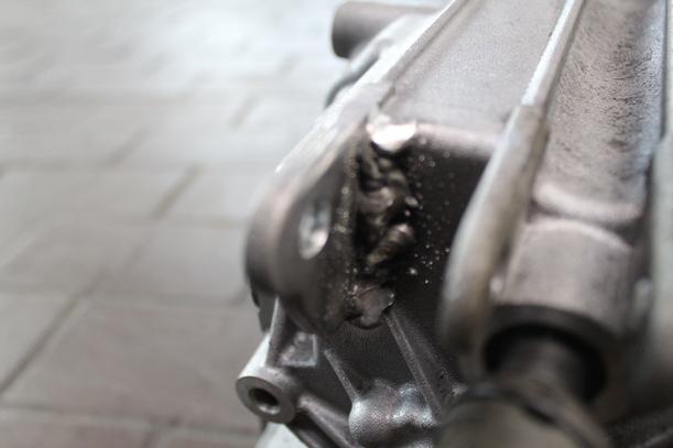 Foto: SCHALTGETRIEBE GS617BG  (HALTER GESCHWEISST) eines BMW 116i GTI