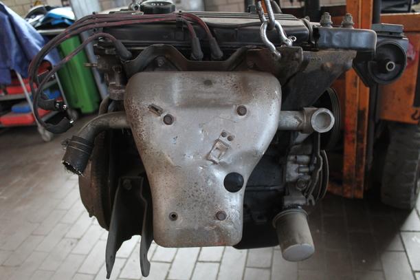 Foto: MOTOR eines Mitsubishi Lancer 1,3