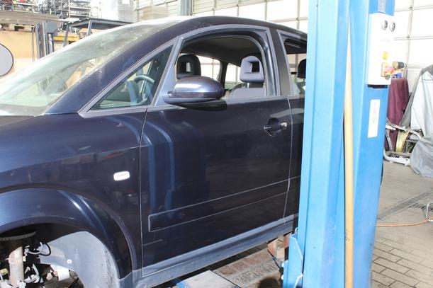 Foto: TÜR VORN LINKS eines Audi A2 1.4 Sport