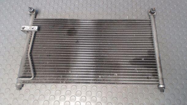 Foto: KONDENSATOR KLIMAANLAGE eines Mazda 626 2.0 TD CLX