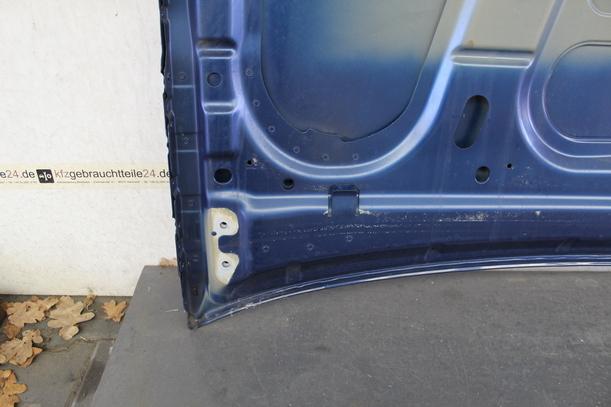 Foto: MOTORHAUBE (Lackierungsbedürftig) eines Opel Vectra 1.8 Caravan Sport