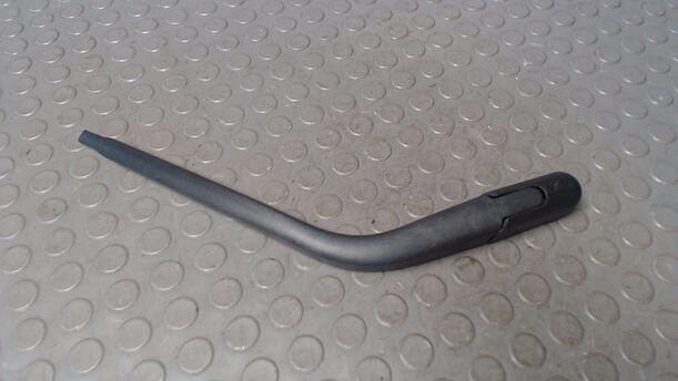 Foto: SCHEIBENWISCHERARM HINTEN eines Hyundai i10 1.1 Sport