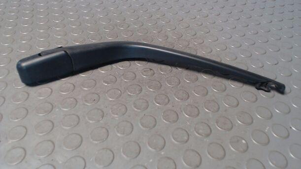 Foto: SCHEIBENWISCHERARM HINTEN eines Hyundai i10 1.1 Sport
