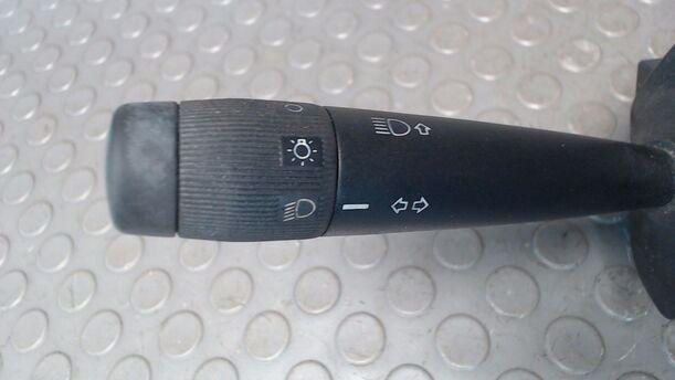 Foto: BLINKERSCHALTER/ KOMBISCHALTER eines Fiat Seicento 1.1 Sport