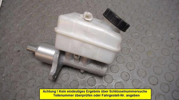 Foto: HAUPTBREMSZYLINDER eines Mercedes-Benz A 150 Sport