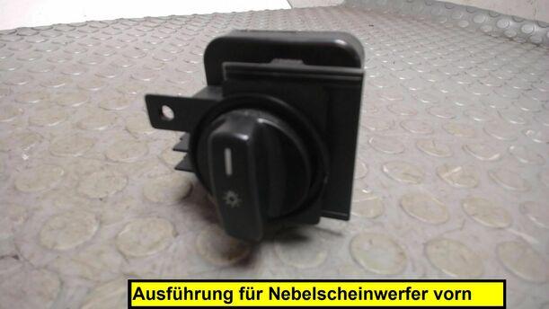 Foto: LICHTSCHALTER eines Mercedes-Benz A 150 Sport