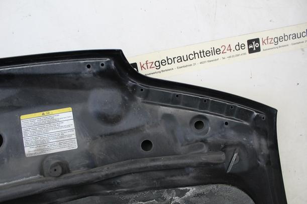 Foto: MOTORHAUBE eines Ford Maverick Sport