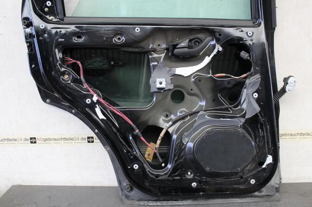 Foto: TÜR HINTEN LINKS eines Ford Maverick Sport