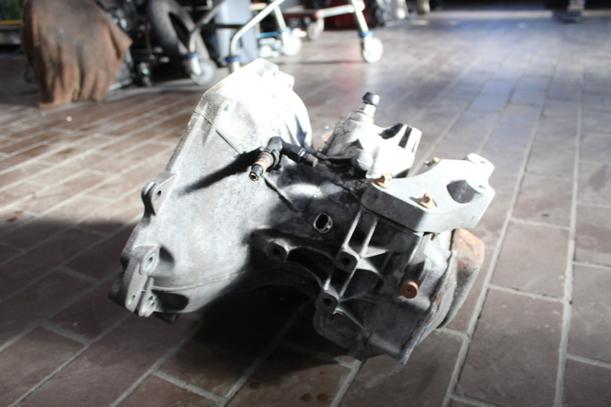 Foto: SCHALTGETRIEBE F13 4,29 eines Opel Corsa 1.2 16V Sport