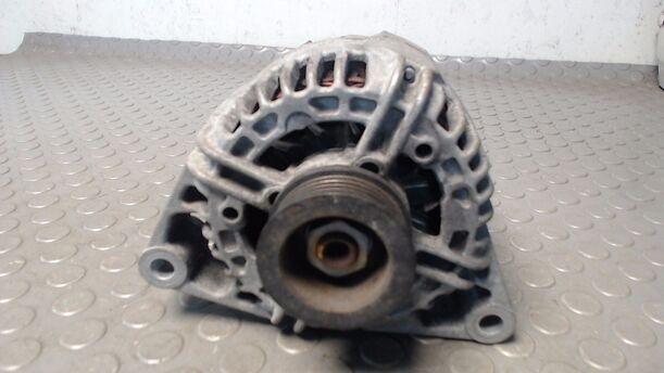 Foto: LICHTMASCHINE BOSCH eines Opel Corsa 1.2 16V Sport