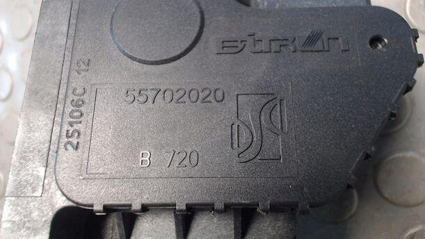 Foto: GASPEDAL eines Opel Corsa 1.2 16V Sport