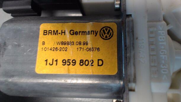 Foto: FENSTERHEBER ELEKTRISCH VORN RECHTS eines VW Golf 1.4 Sport