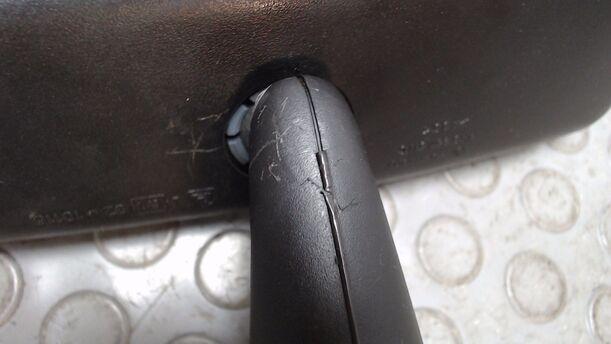 Foto: INNENSPIEGEL eines Seat Cordoba 1.6i