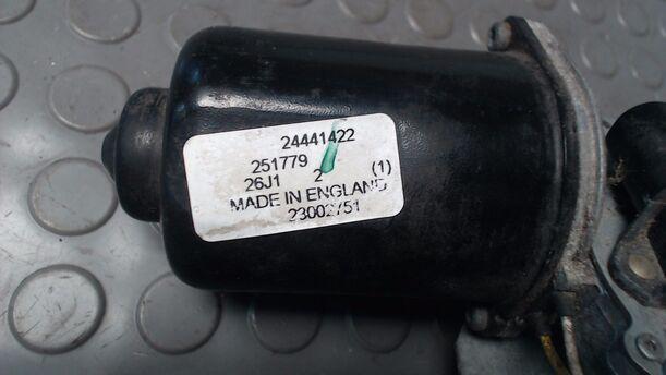 Foto: SCHEIBENWISCHERMOTOR VORN eines Opel Corsa 1.0 12V Sport
